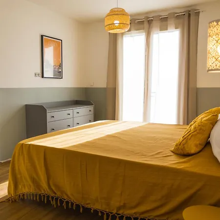 Bastide Des Vignes, Piscine Privee بيت للعطل